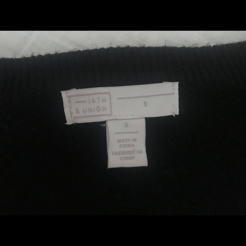 14th & Union sweater. Only worn twice! - Picture 6 of 6